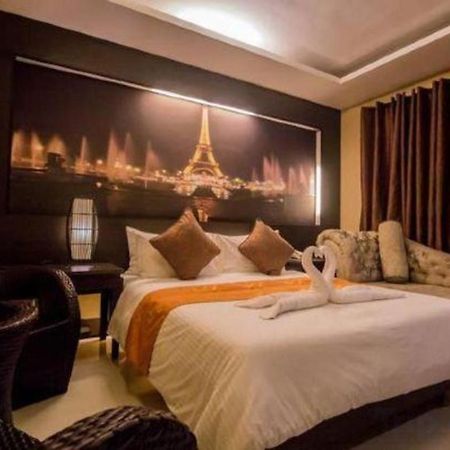 The Red Palm Suites And Restaurant Butuan City Esterno foto